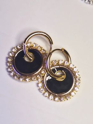 Caravanas Amelia Glow Black Oro