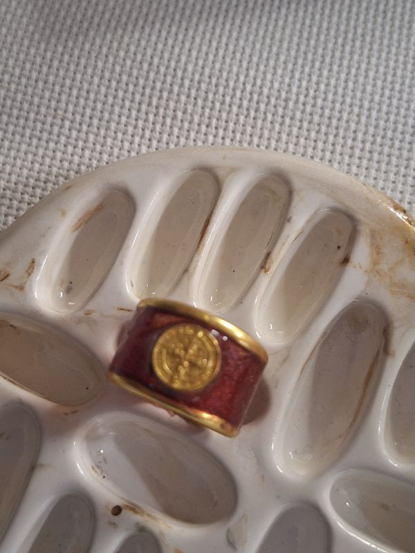 Anillo Resin San Benito Rojo
