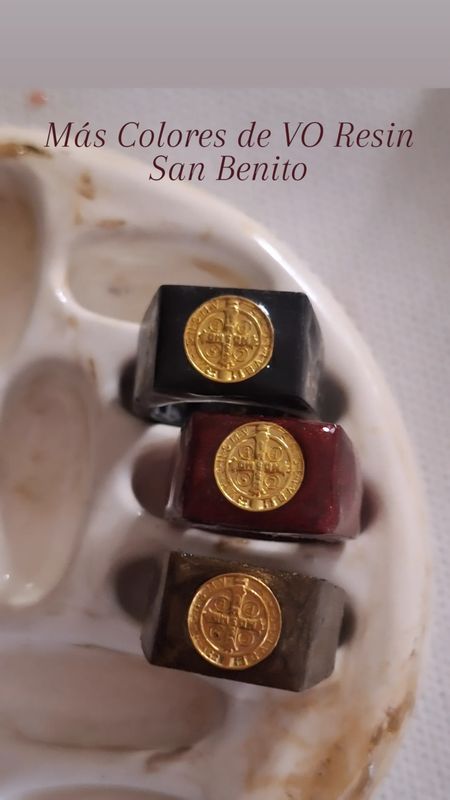 Anillo Resin San Benito Marrón