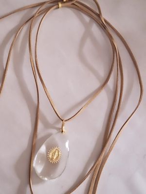 Collar Lágrima Cristal Milagrosa