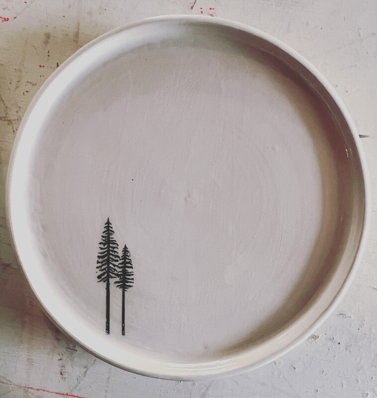 Stoneware dinner plate