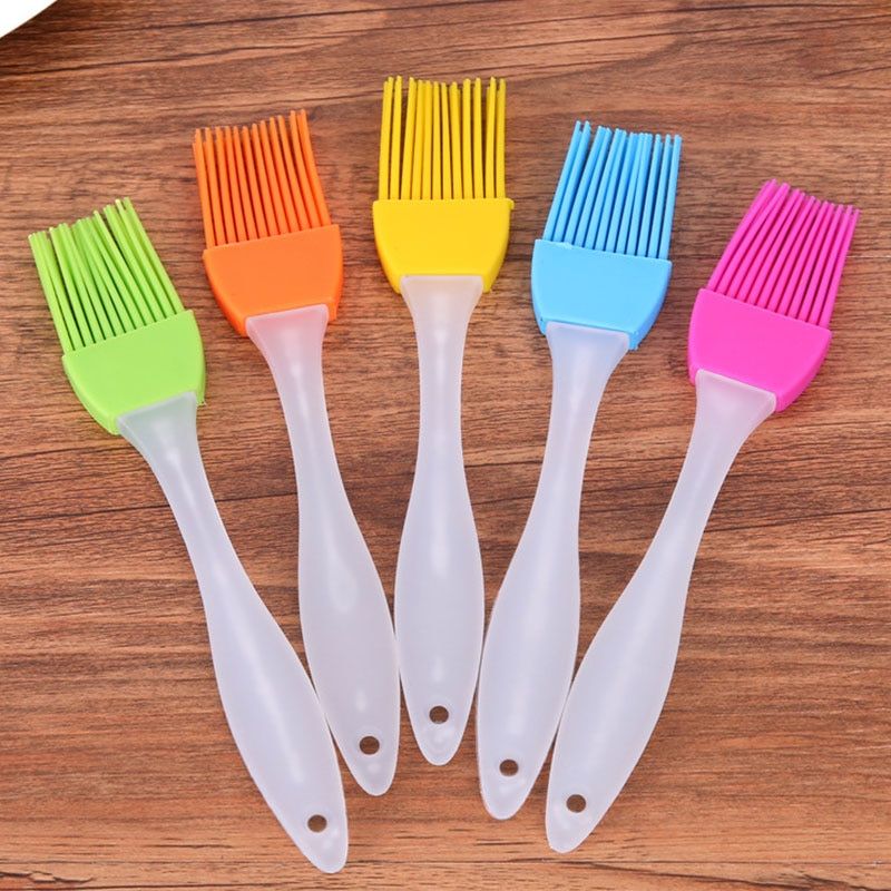 Free Barbecue Brush Silicone Kitchen Utensils