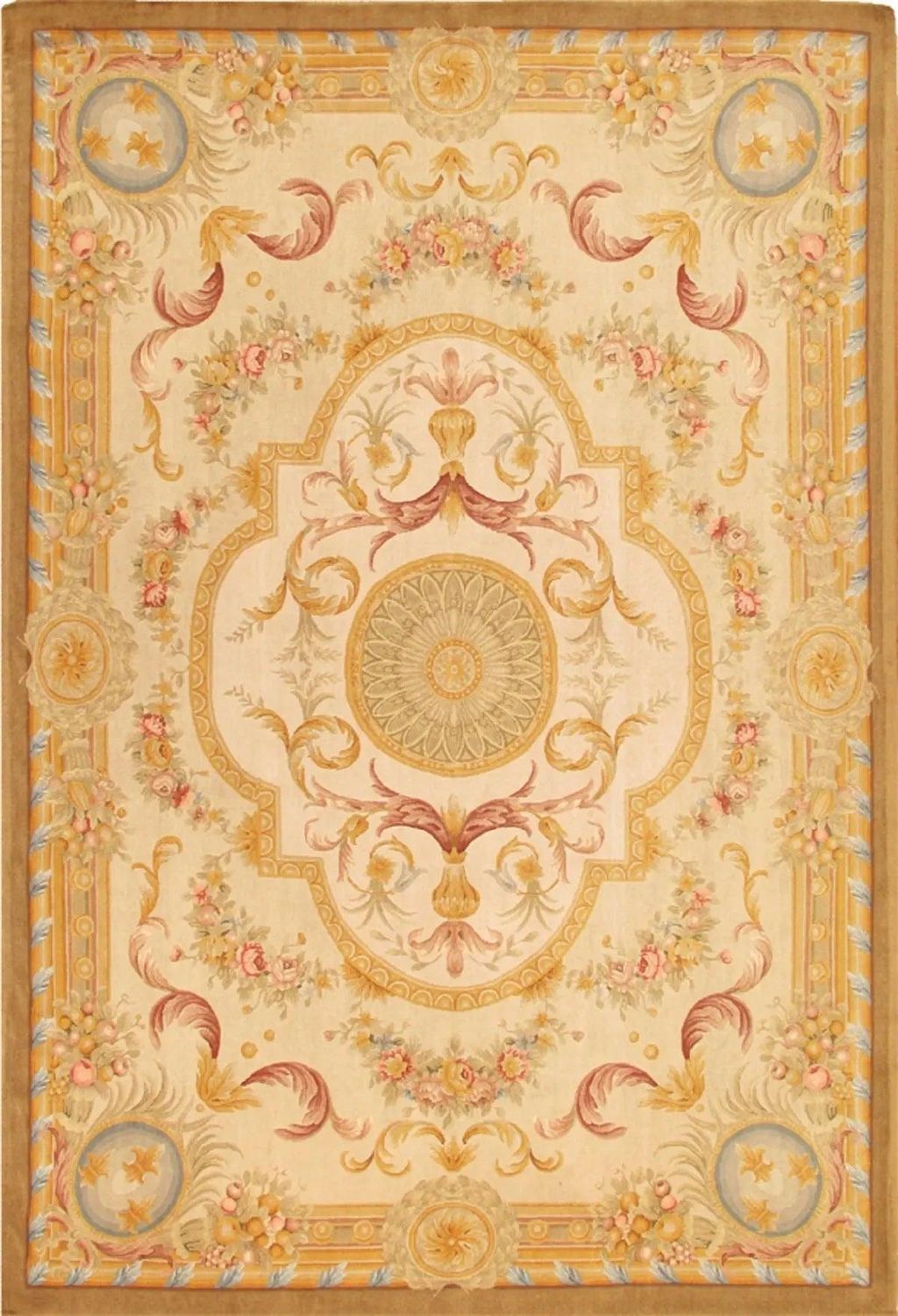 Canvello Savonnerie Hand-Knotted Lamb's Wool Area Rug- 10'1" X 13'9"