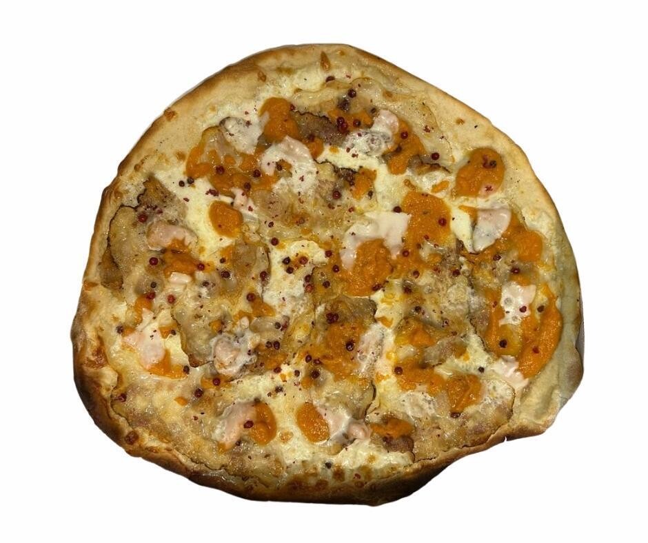 crema di zucca, guanciale, provola e pepe rosa