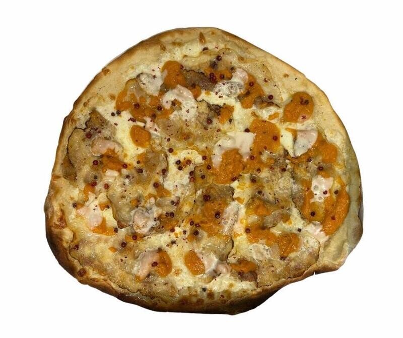 crema di zucca, guanciale, provola e pepe rosa