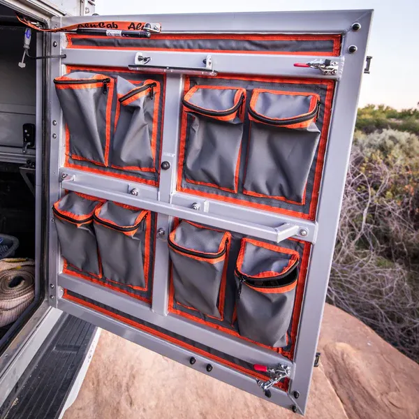 Canvas Bag 4x, Rear Door