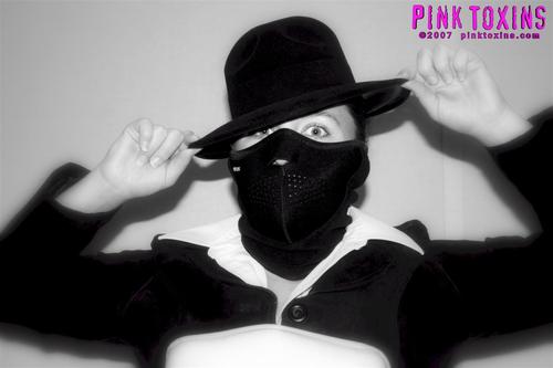 Whisper The Gangster