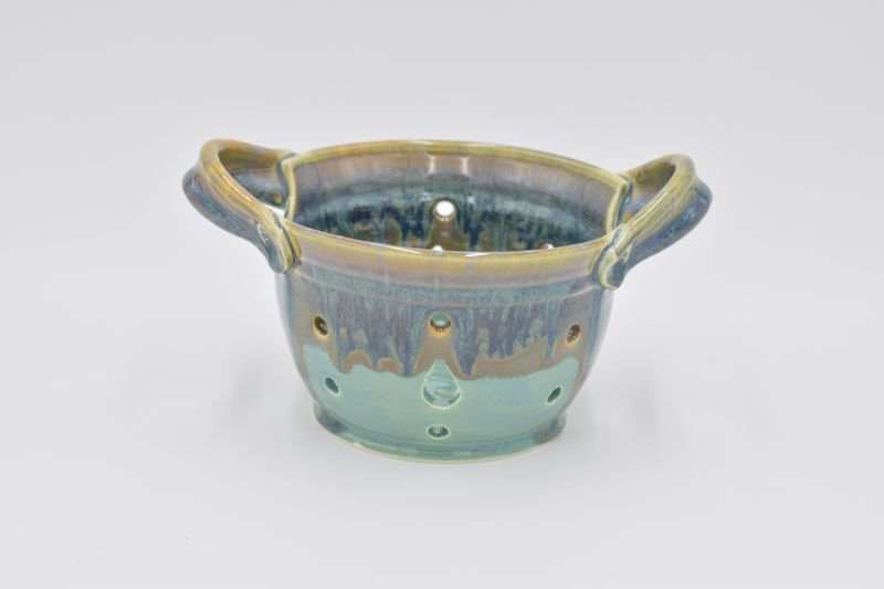 Basket Handle Berry Bowl