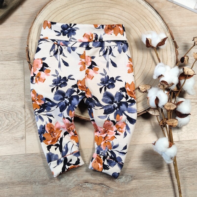Leggings - French Terry Aquarellblumen Koralle-Lila