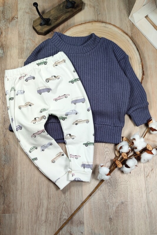 Set: Grobstrick Pulli Blaubeeren Blau & Hose Vintage Cars