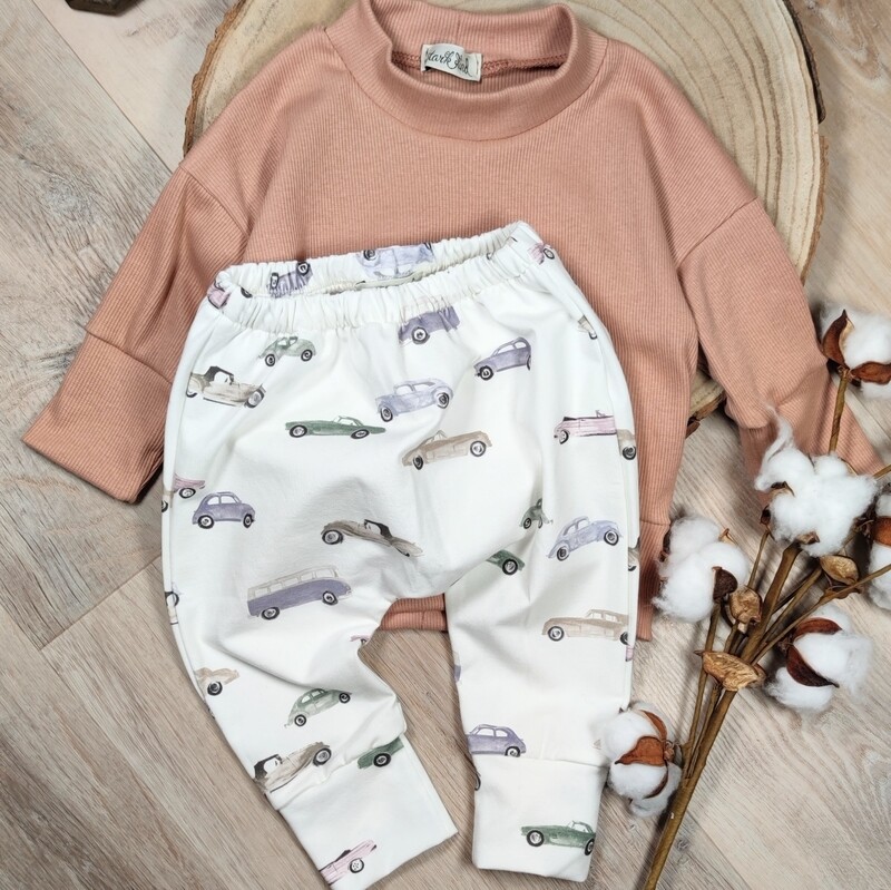 Set: Rib Jersey Pulli Camel & Hose Vintage cars 