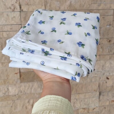 Mom XXL Dreiecks-Halstuch - Karo-Musselin Blueberry Mom XXL Dreiecks-Halstuch - Karo-Musselin Blueberry