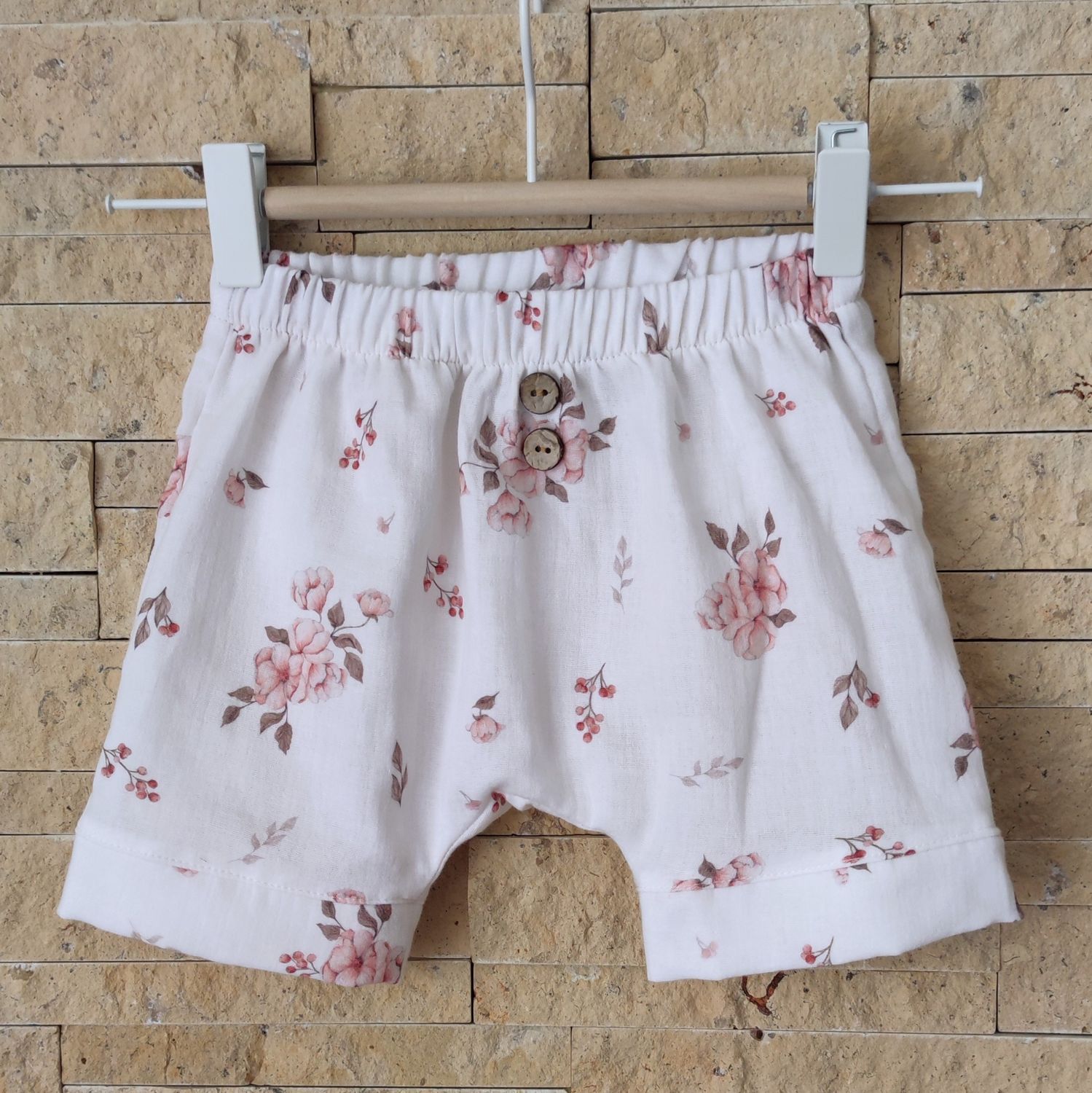 Musselin Shorts - Rosa Blumen 