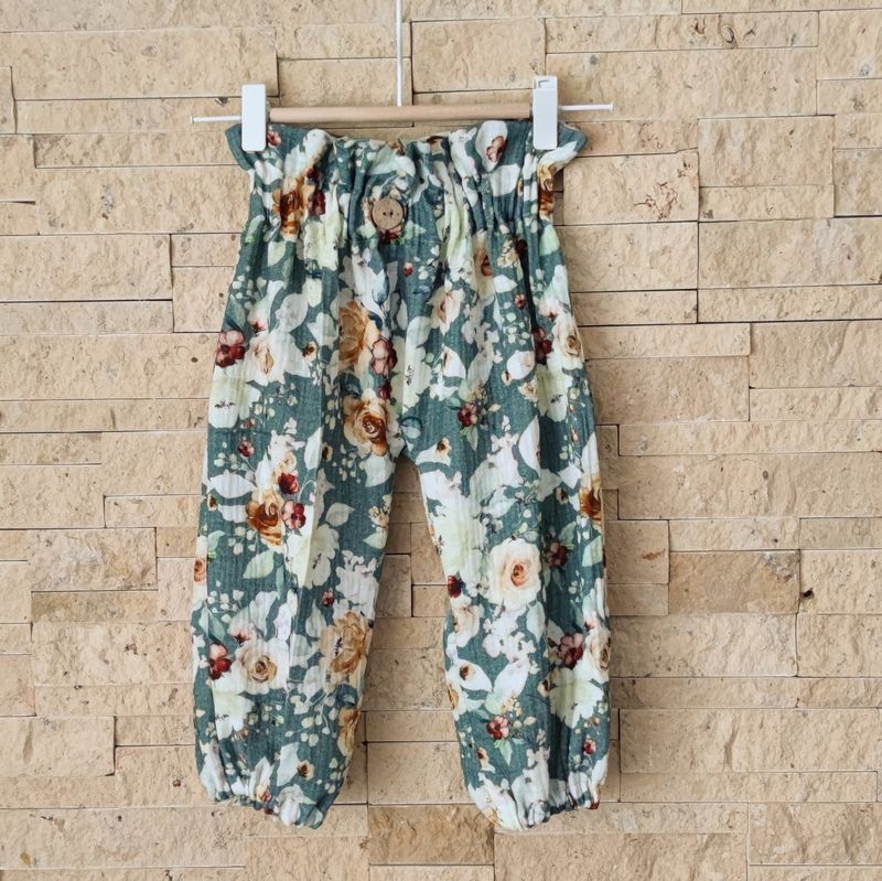 Musselin Hose - Rosenblüten Creme 