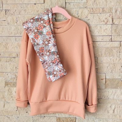 Set: Rib Jersey Pullover Pfirsich & Hose Retro Flowers Pastell 