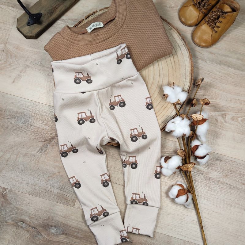 Set: Waffelstrick Pullover Kakao & Rib Hose Traktor