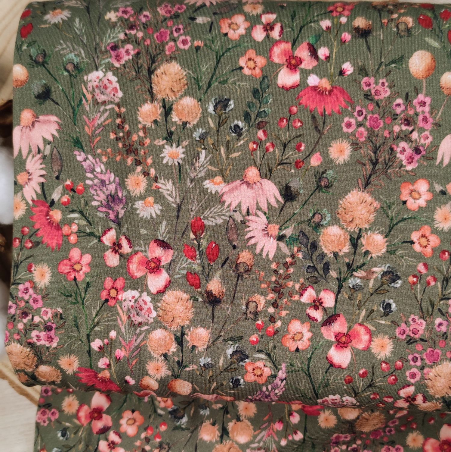 Halstuch mit Druckknöpfen - Jersey - Blumenwiese Olivgrün 