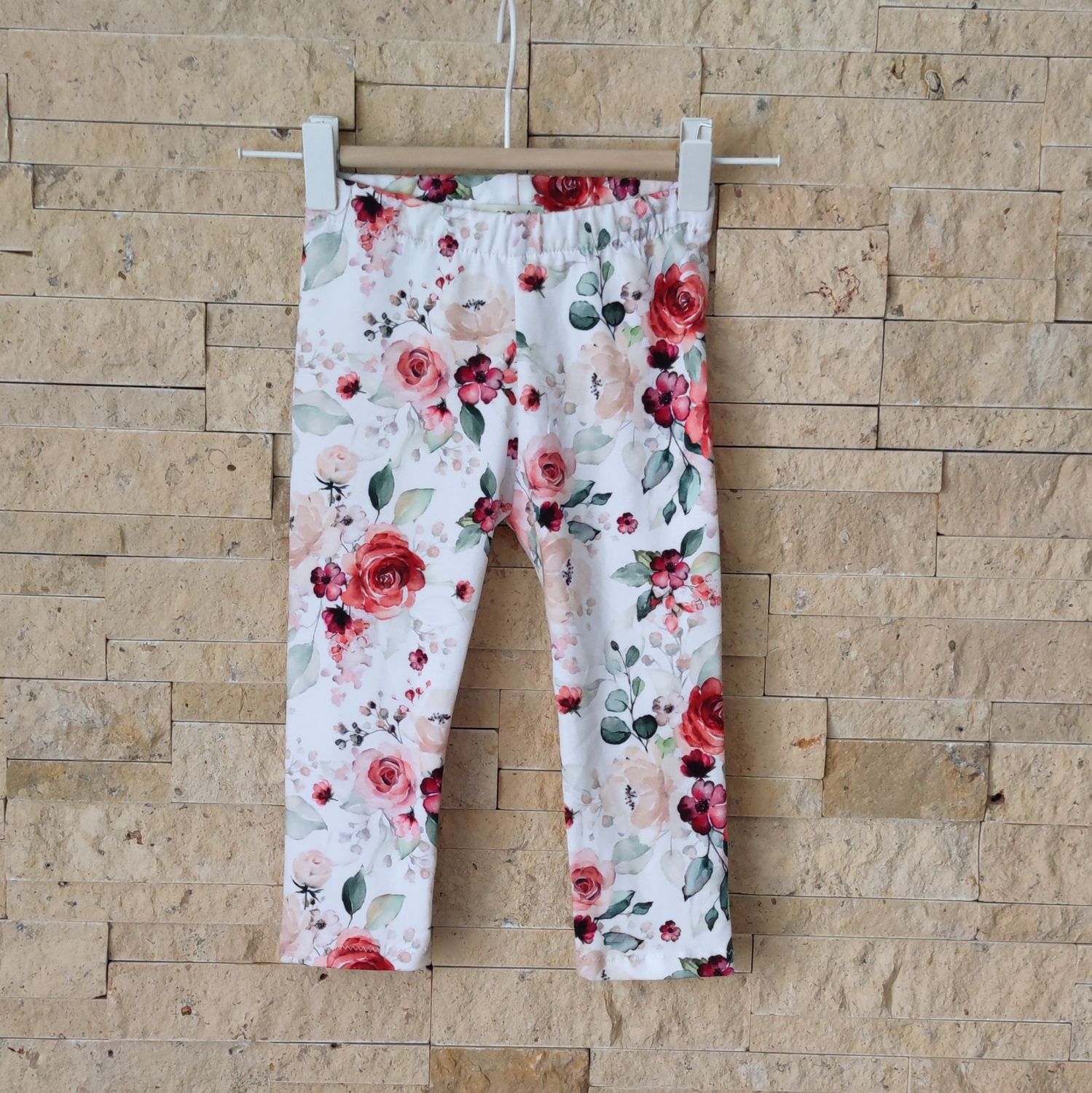 3/4 Capri Hose - Rote Rosen 