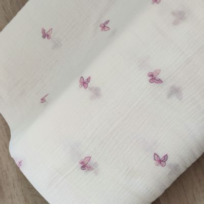 Halstuch mit Druckknöpfen - Musselin - Schmetterling gestickt Halstuch mit Druckknöpfen - Musselin - Schmetterling gestickt