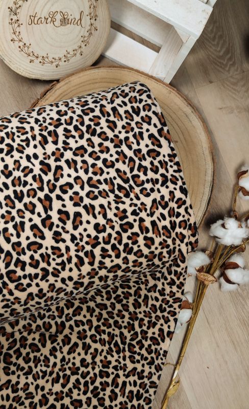 Oversized Nicky Velours Pullover - Mom Pulli - Leo