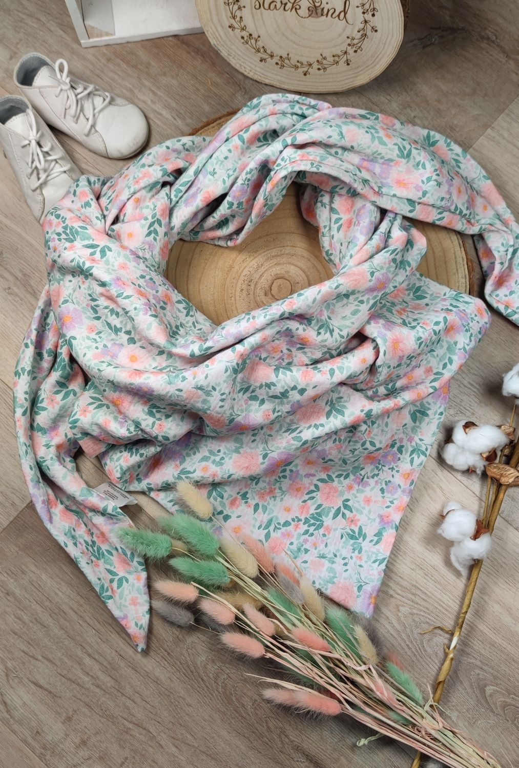 Mom XXL Dreiecks-Halstuch - Musselin Pastell-Blüten 