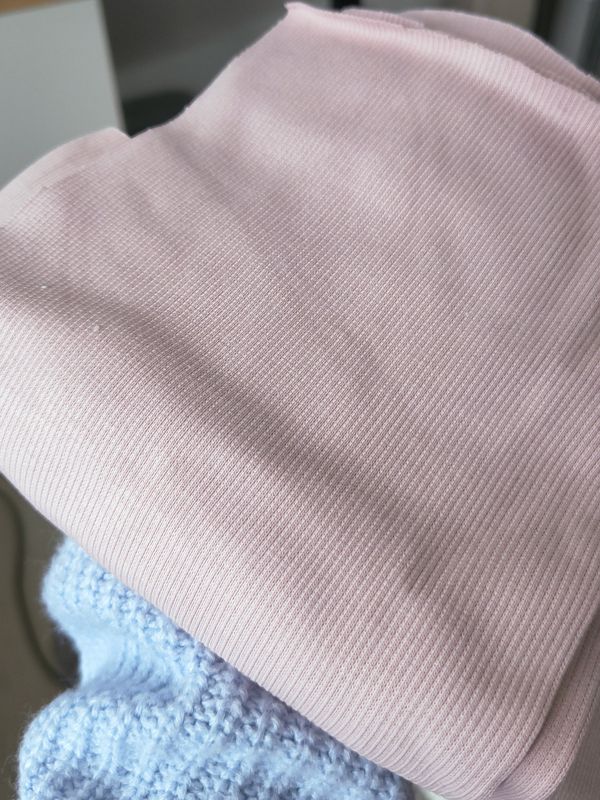 (Sofortkauf) Longsleeve mit Volant - Rib Jersey Helles Flieder / Rosa - Gr. 86/92