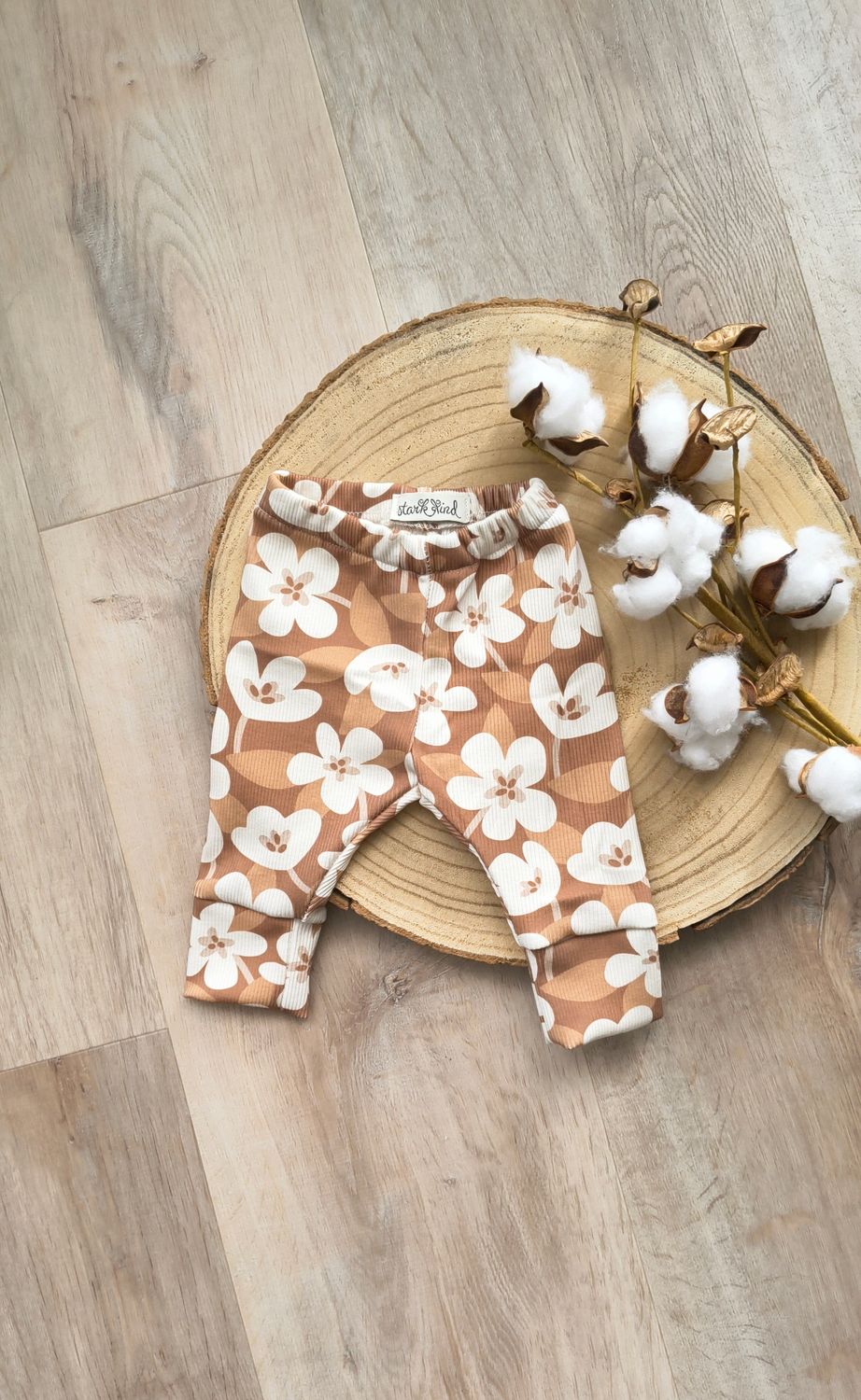 (Sofortkauf) Rib Leggings - Retro Flowers Brown - Gr. 50/56