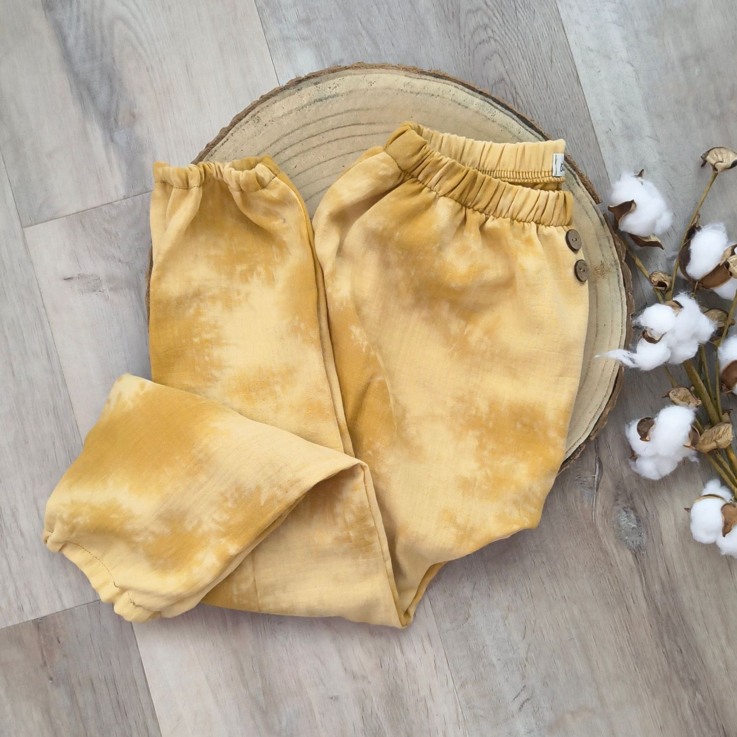 Musselin Hose - Batik Ocker 