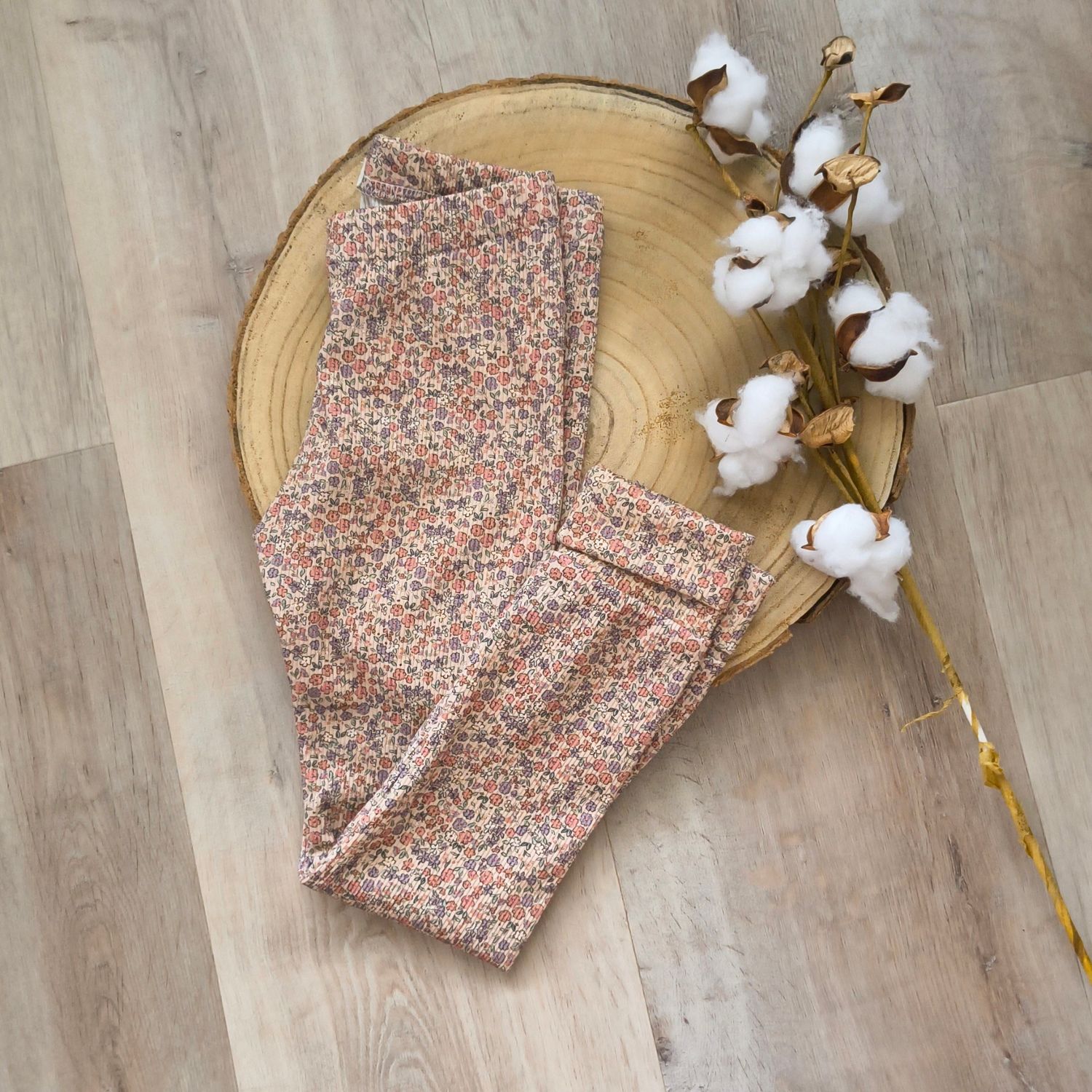 Rib Jersey Leggings - Buschblüten auf Nude Rosa 