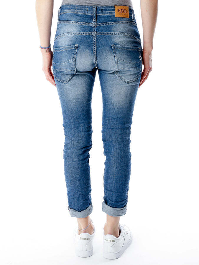 P78a baggy jeans