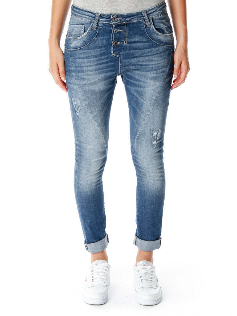 P78a baggy jeans