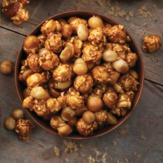 Macadamia and Caramel