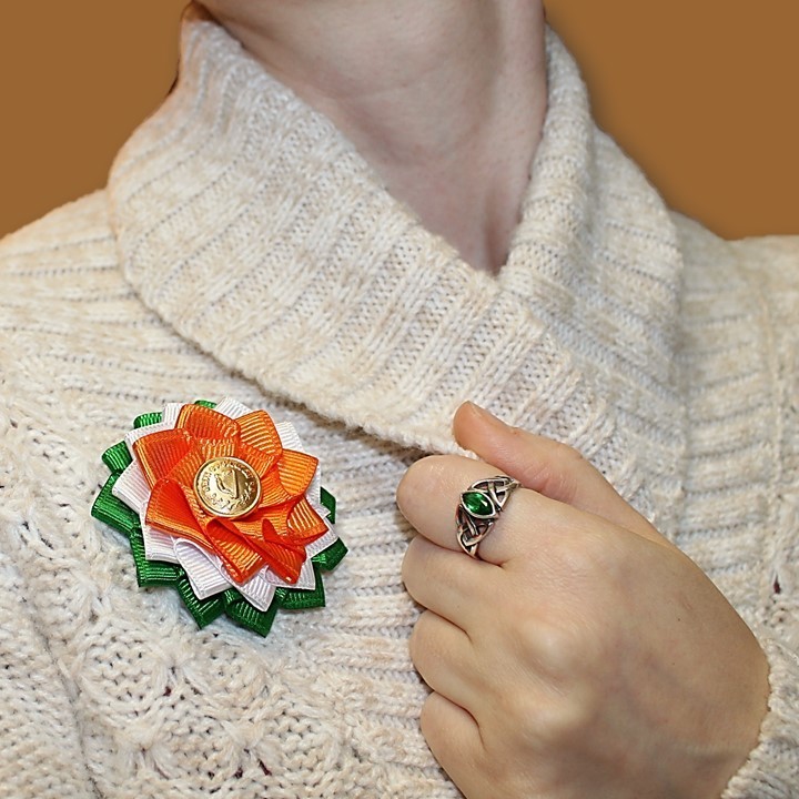 Tricolor Irish Cockade