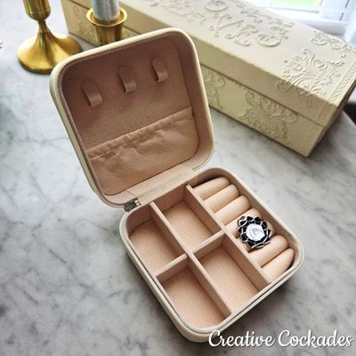 Restoration Rose Jewelry Travel Case