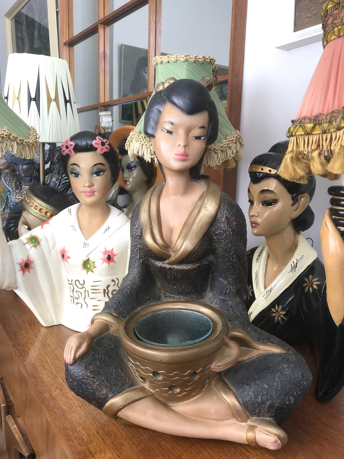Mid Century Seated Gold Geisha Girl Chalkware Rare Hidden Bulb Glass Cover Lamp