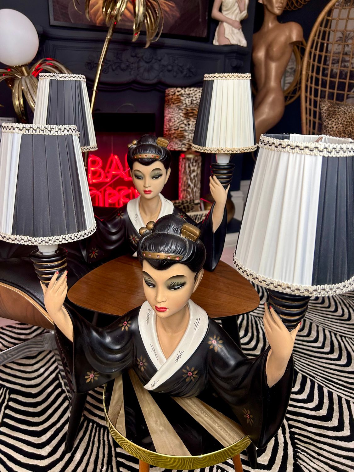 Mid Century 1960's Nieri Double Bulb Wall Mounted/Table Top Geisha