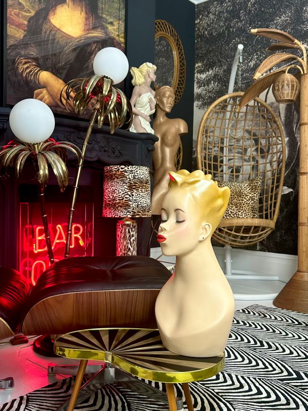 Vintage Lady Lulu Pillay Design “Kiss Me” Fibreglass Mannequin Head 18.5”