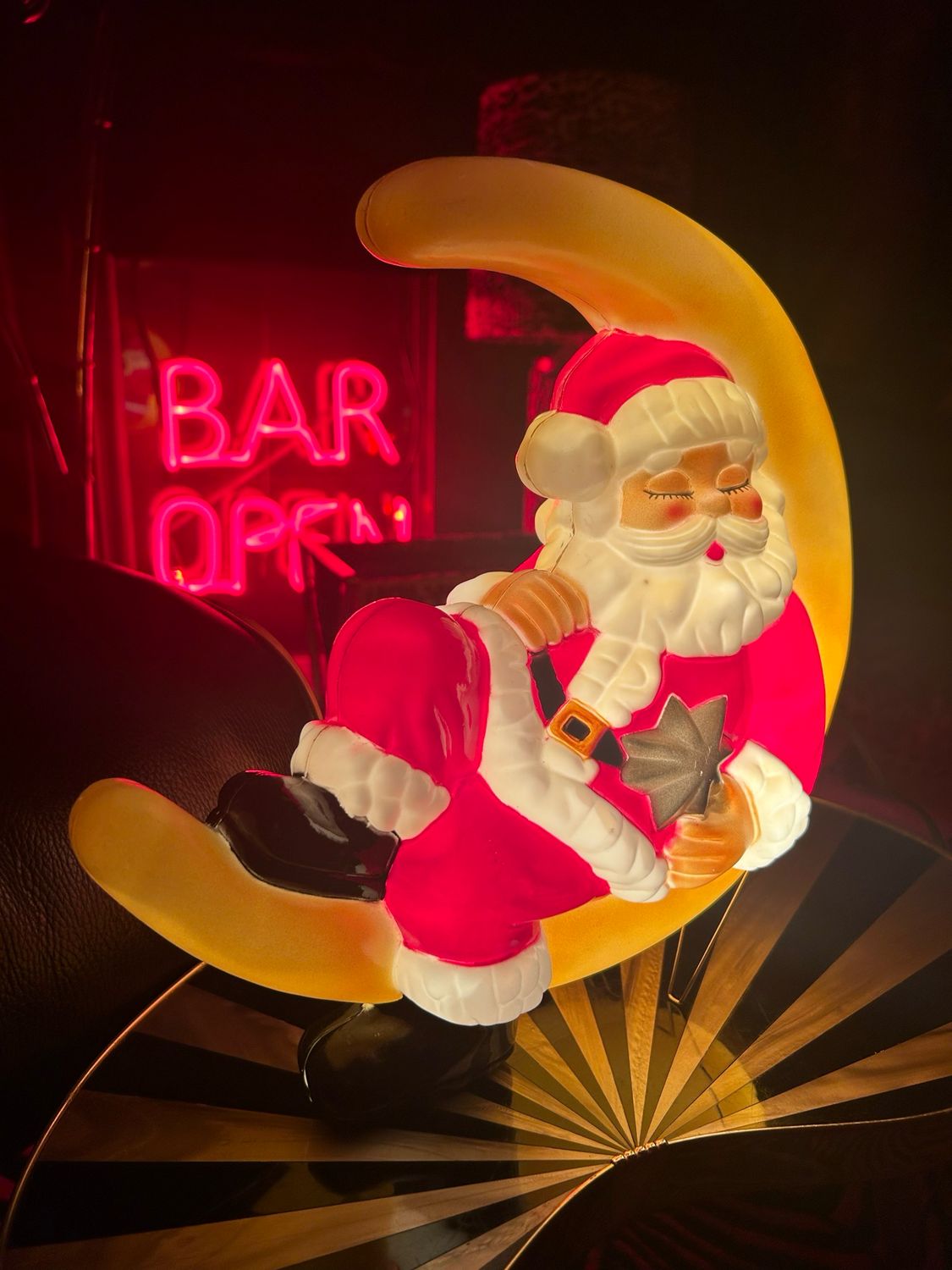 Vintage 1980s Rare Table Top Blow Mold Light Up Snoozing Moon Santa Double Sided With Stand 11.5” Vintage 1980s Rare Table Top Blow Mold Light Up Snoozing Moon Santa Double Sided With Stand 11.5”