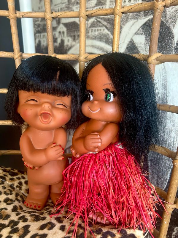 Tiki Love 1960s Hawaiian Kitsch Large Rubber Standing Doll Couple 9”