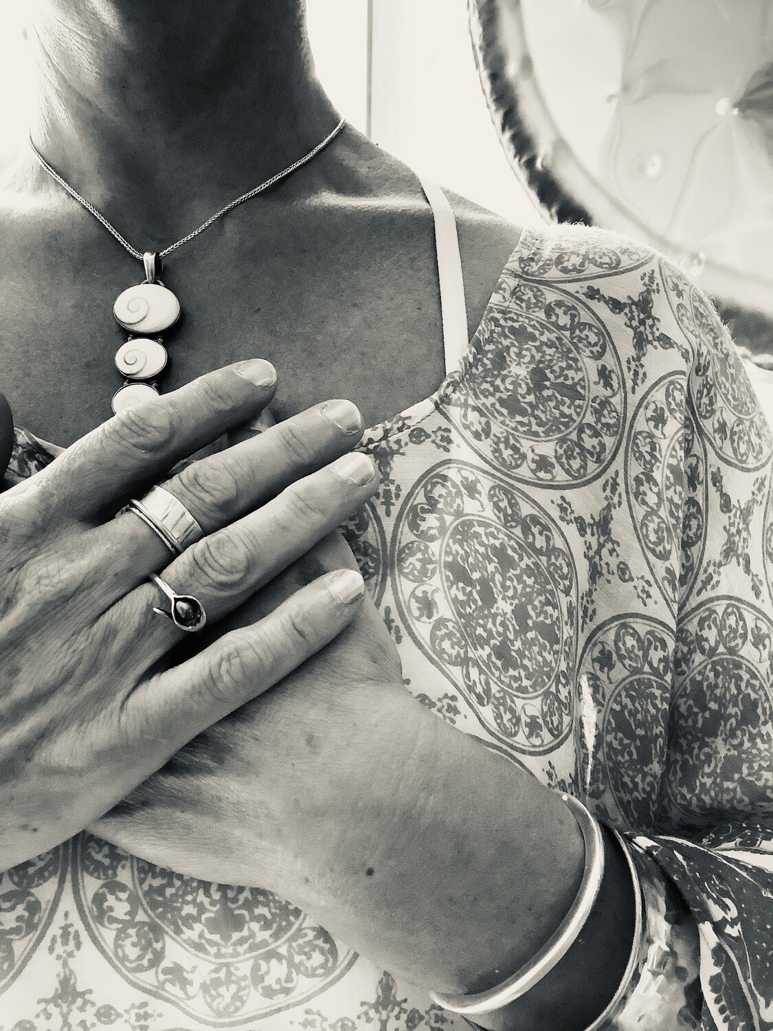 Meditation, Mantra &amp; Yoga Nidra, Mon 6:00pm - 7:00pm (Zoom45)