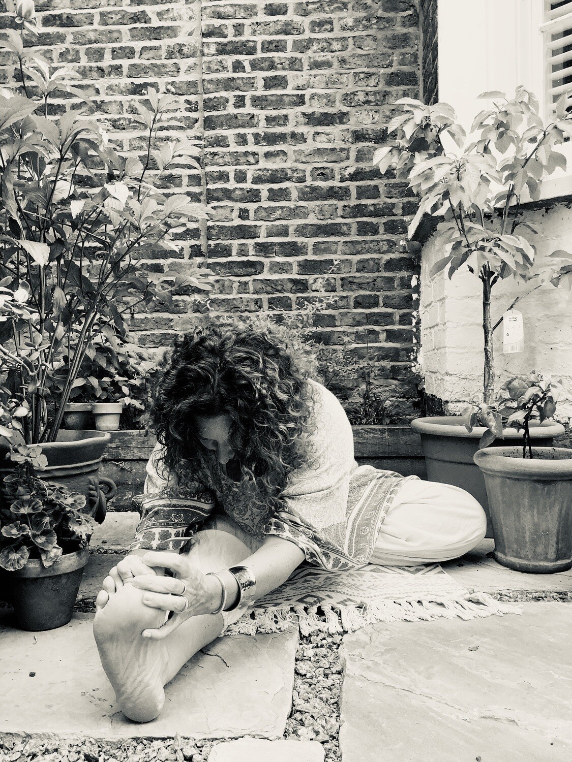 Yin Yoga &amp; Meditation, Tue 6:00pm - 7:15pm (Zoom48)