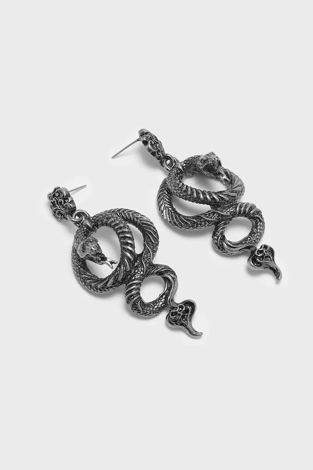 Aretes Deadly Coil Killstar