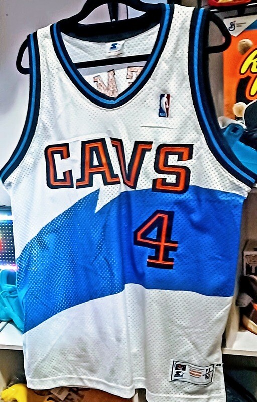 Shawn Kemp Starter Official Game worn jersey