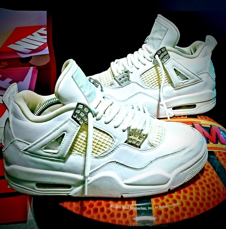 Air Jordan Retro 4 &#39;Pure Money&#39; (2017) size (8/M; 9.5/W) White/Metallic Silver colorway (Pre-Owned