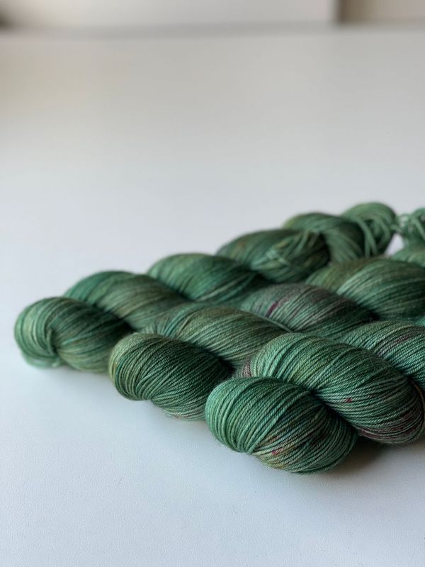 300g Schön Bei Fuß! 400m/100g 300g Schön Bei Fuß! 400m/100g