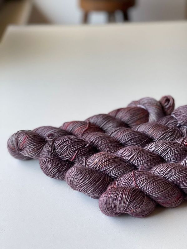 400g Trallafitti mit Seide, Single Garn, 400/100g 400g Trallafitti mit Seide, Single Garn, 400/100g
