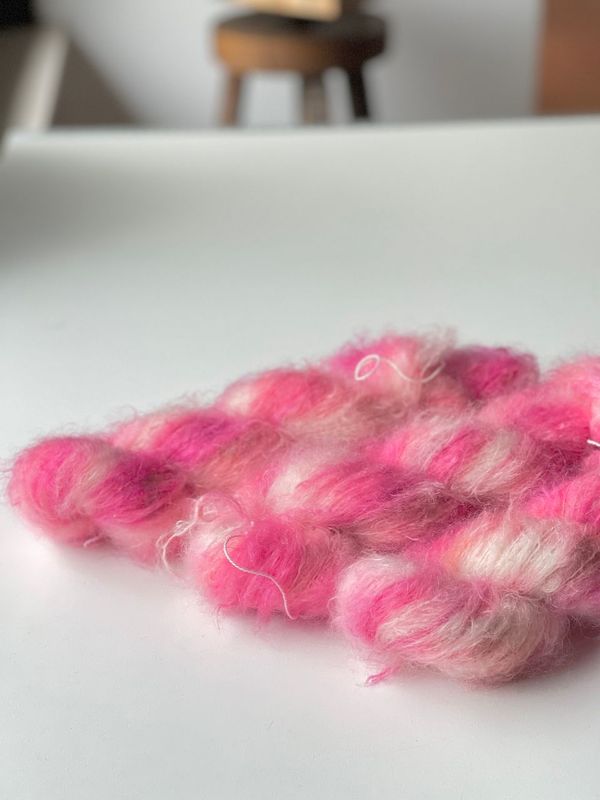 300g Kuschelmonster, 200m/100g 300g Kuschelmonster, 200m/100g