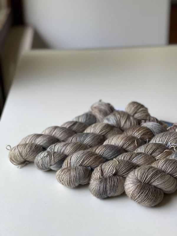 500g Trallafitti mit Seide, Single Garn, 400/100g 500g Trallafitti mit Seide, Single Garn, 400/100g
