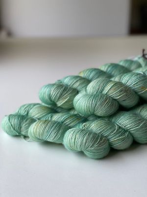 500g Trallafitti mit Seide, Single Garn, 400/100g