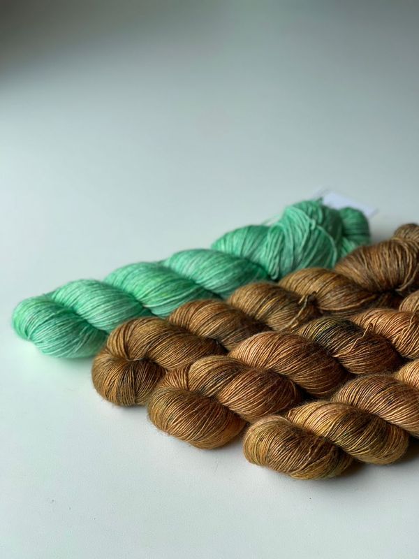 400g Trallafitti mit Seide, Single Garn, 400/100g 400g Trallafitti mit Seide, Single Garn, 400/100g